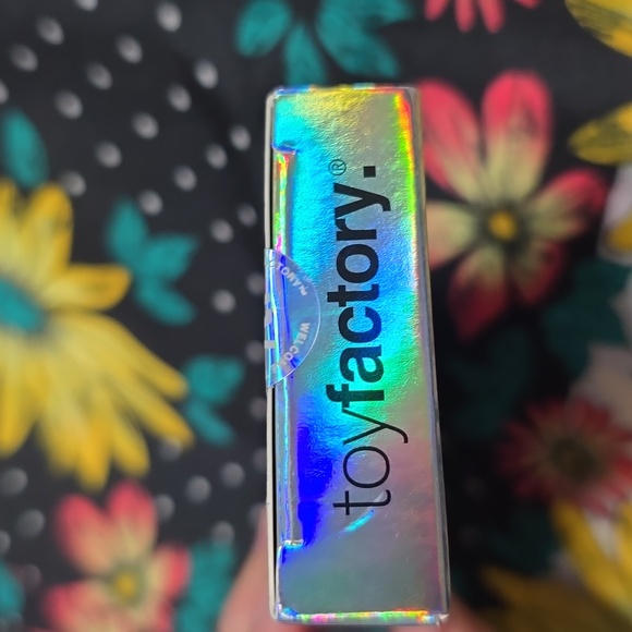 Toyfactory Dreamset Highlighter Serum Palette 4 High Payoff Shades - Picture 10 of 12